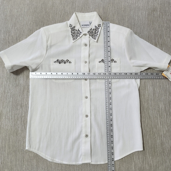 Koret Bone Ivory White Embellished Collar Pockets Button Short SL Shirt Sz 8 NWT - Picture 4 of 7